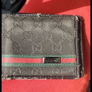 Gucci wallet